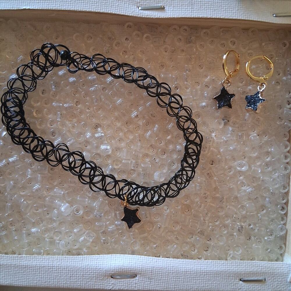 Black Star Celestial Elastic Chocker Necklace And Earring Set Gold